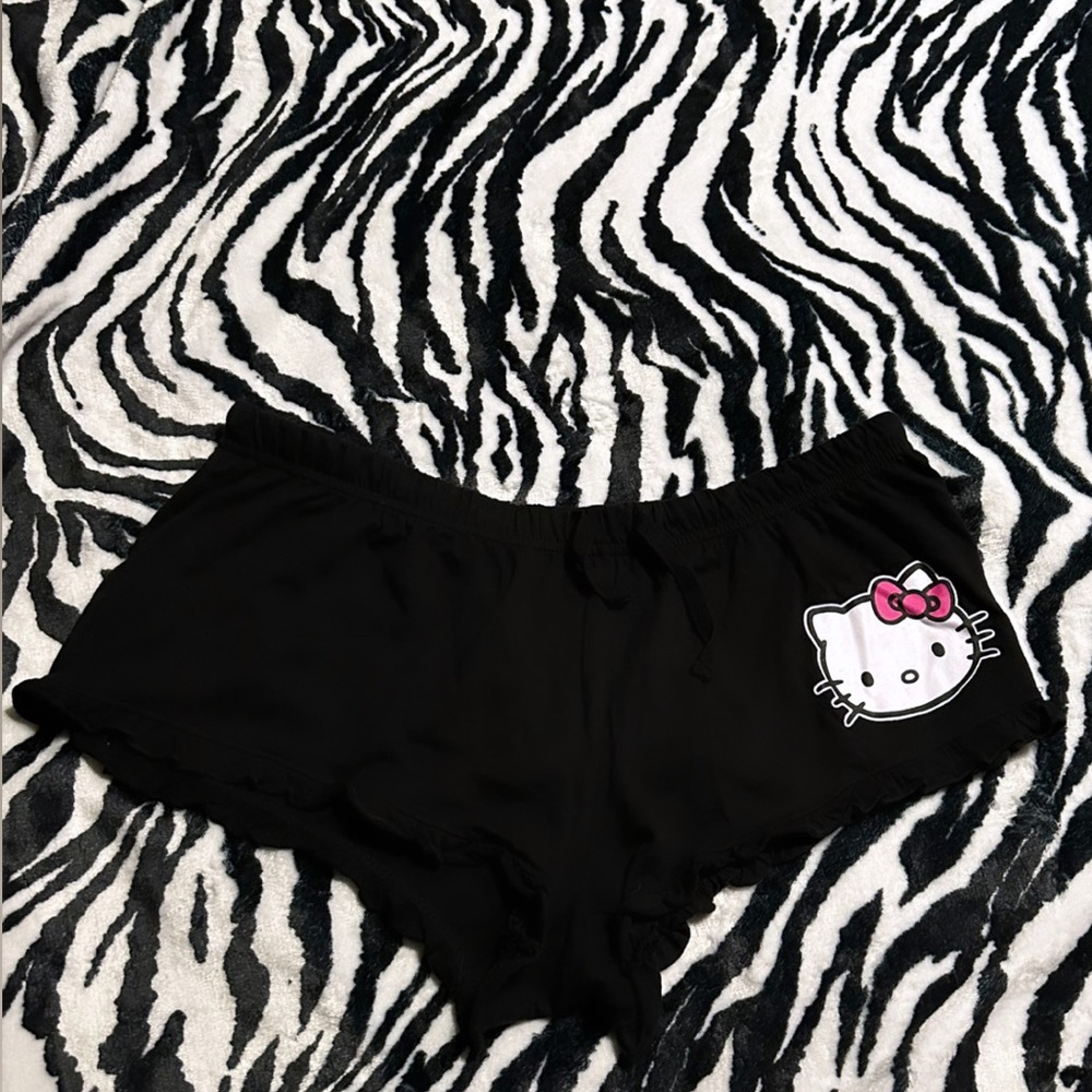 Hello kitty shorts